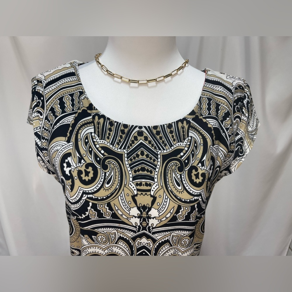 Dress barn Black, Tan, white, red geometric paisley Patterned Dress size 10 - Picture 4 of 16